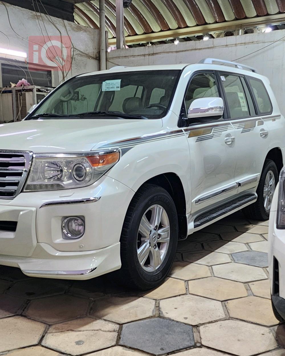 تويوتا لاندكروزر